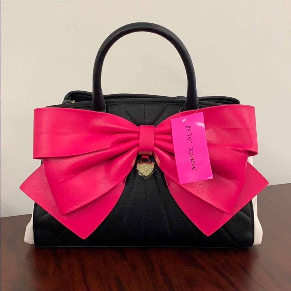 Betsey Johnson Pink Bow Wagon Satchel
